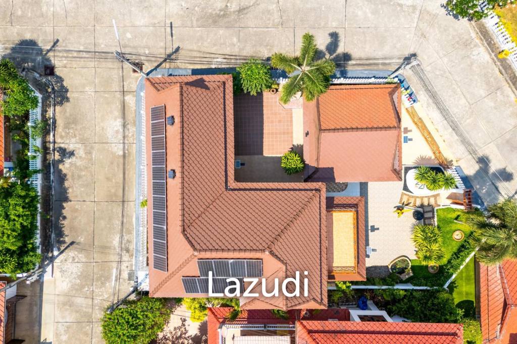 Exquisite Balinese-Style Villa in Beverly Hills Hua Hin