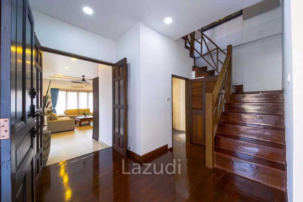 Exquisite Balinese-Style Villa in Beverly Hills Hua Hin