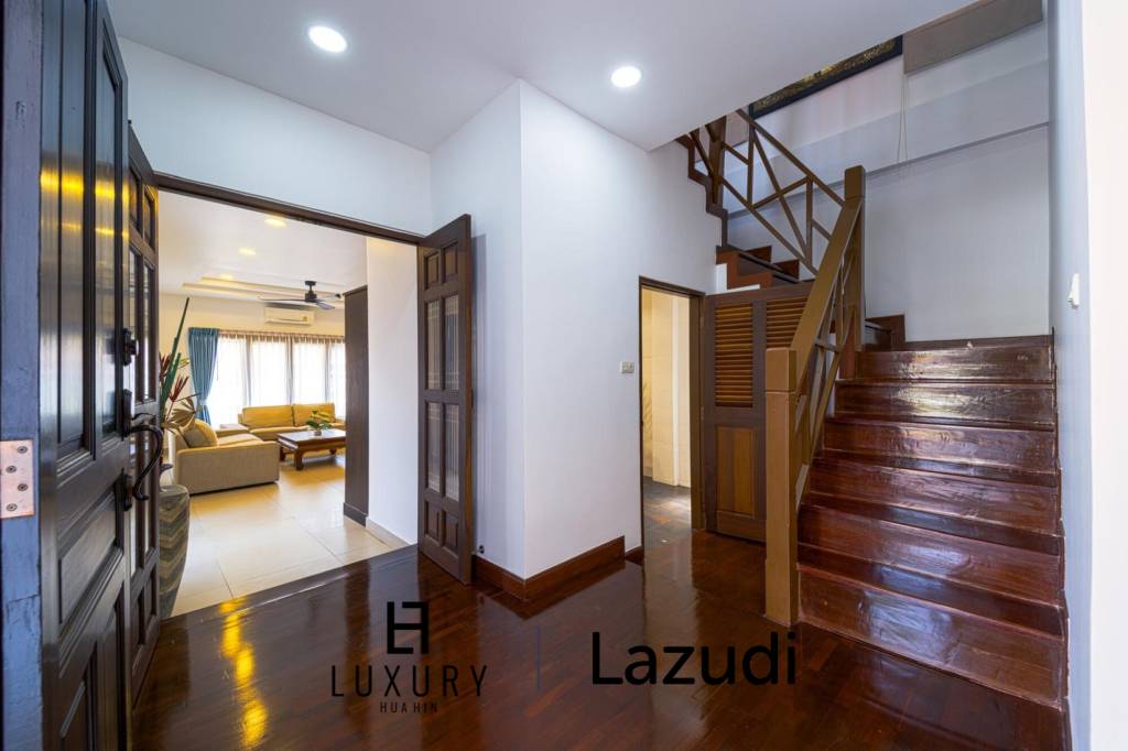 446 metro cuadrado 4 ` 4 Baño Villa de Venta