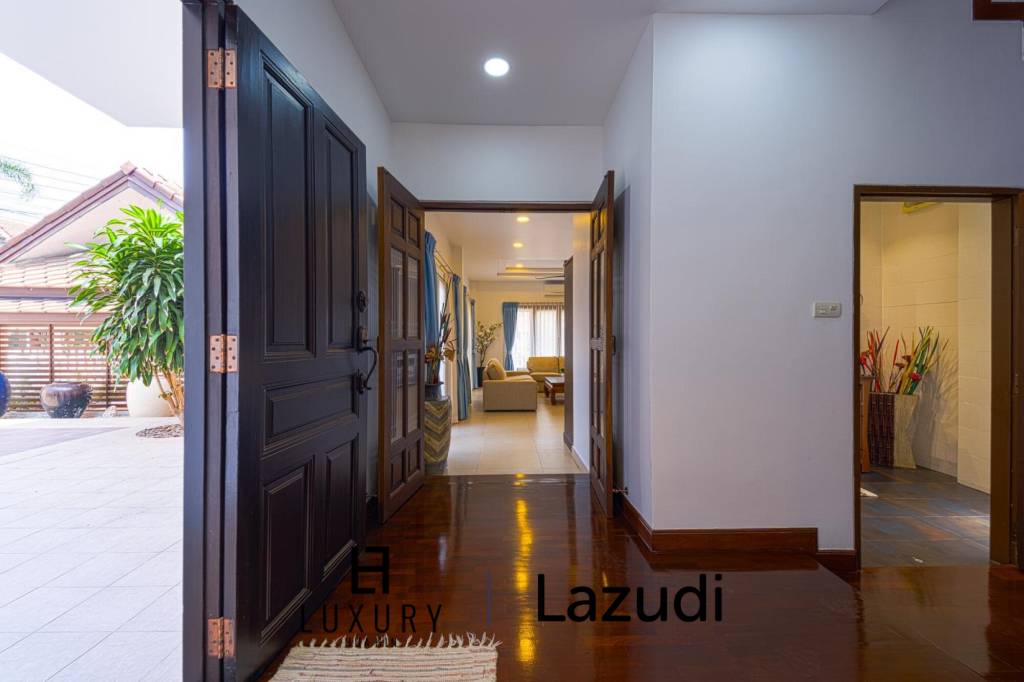 446 metro cuadrado 4 ` 4 Baño Villa de Venta