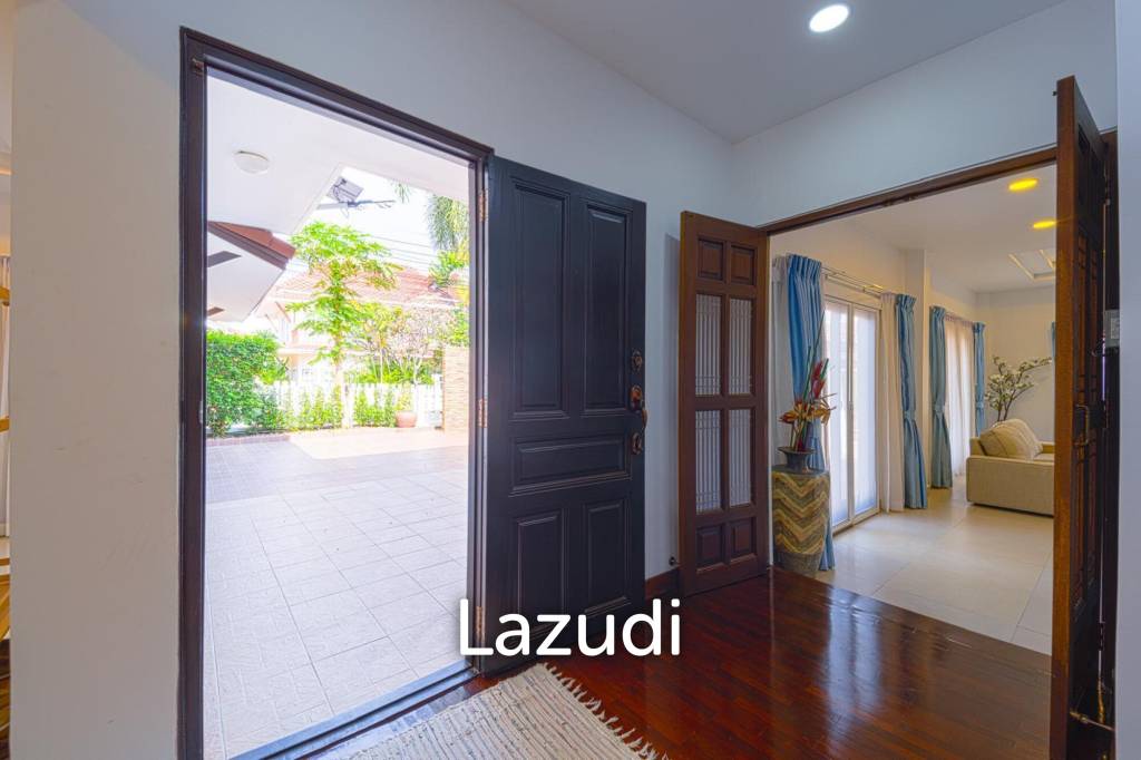 Exquisite Balinese-Style Villa in Beverly Hills Hua Hin