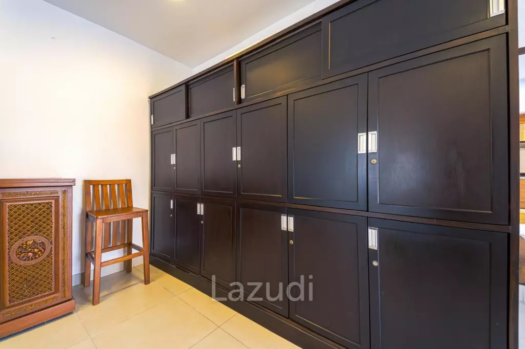 Exquisite Balinese-Style Villa in Beverly Hills Hua Hin