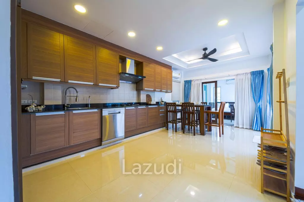 Exquisite Balinese-Style Villa in Beverly Hills Hua Hin
