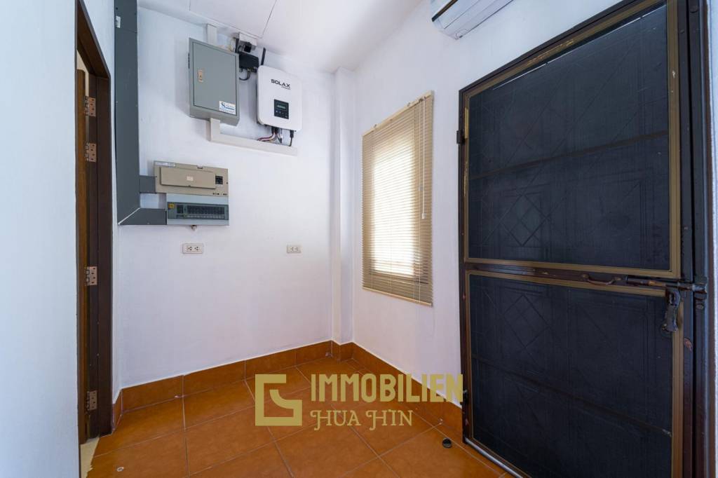 RÉNOVÉE / 243 m² de surface habitable / 4 chambres + 4 salles de bains