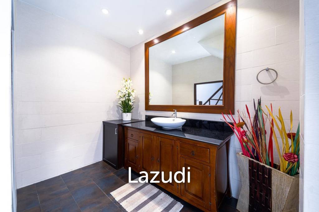 Exquisite Balinese-Style Villa in Beverly Hills Hua Hin