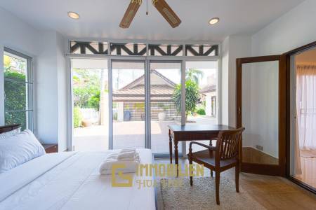 RÉNOVÉE / 243 m² de surface habitable / 4 chambres + 4 salles de bains