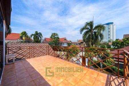 RÉNOVÉE / 243 m² de surface habitable / 4 chambres + 4 salles de bains