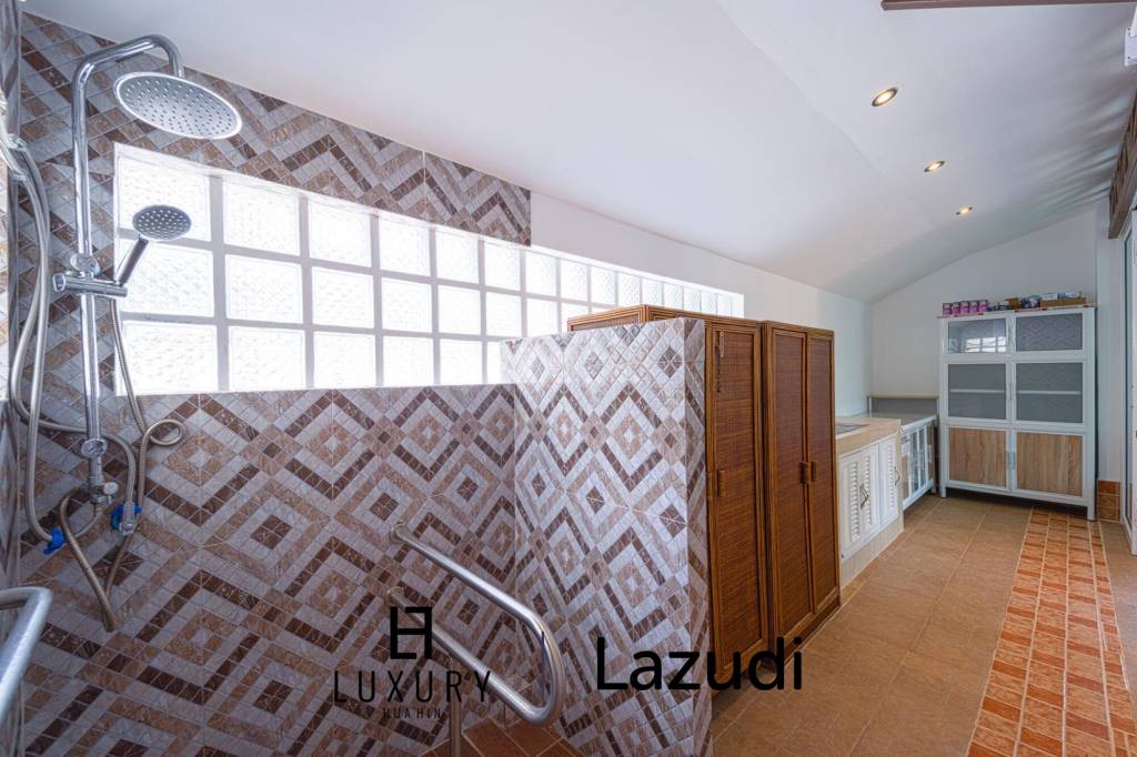 446 metro cuadrado 4 ` 4 Baño Villa de Venta