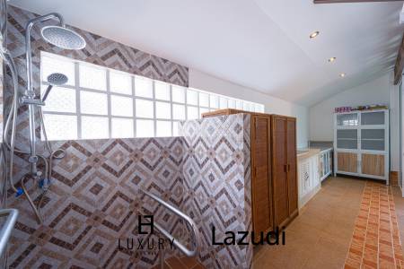 446 metro cuadrado 4 ` 4 Baño Villa de Venta