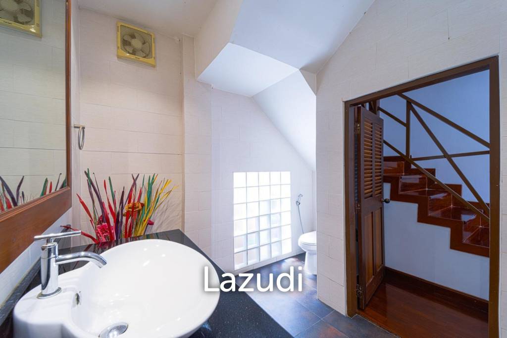 Exquisite Balinese-Style Villa in Beverly Hills Hua Hin