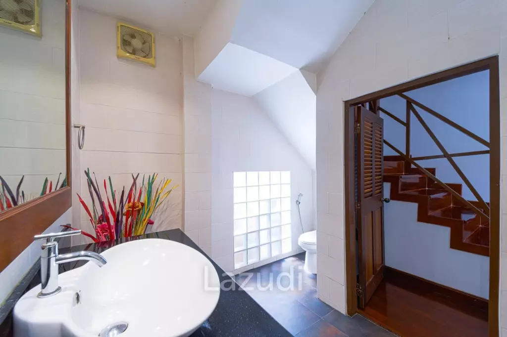 Exquisite Balinese-Style Villa in Beverly Hills Hua Hin