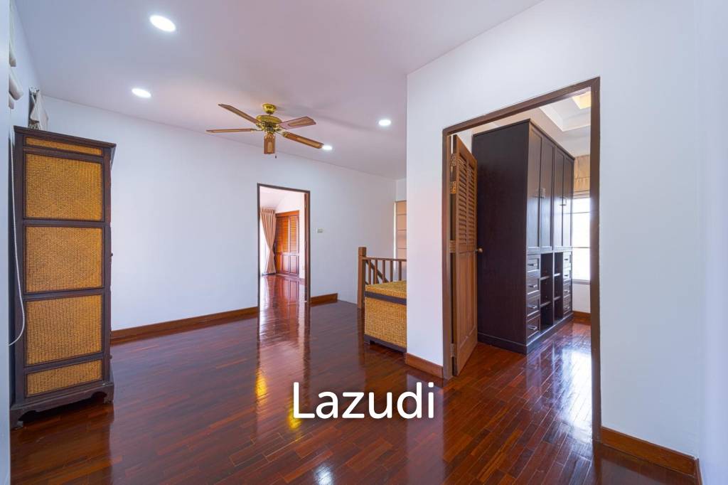 Exquisite Balinese-Style Villa in Beverly Hills Hua Hin