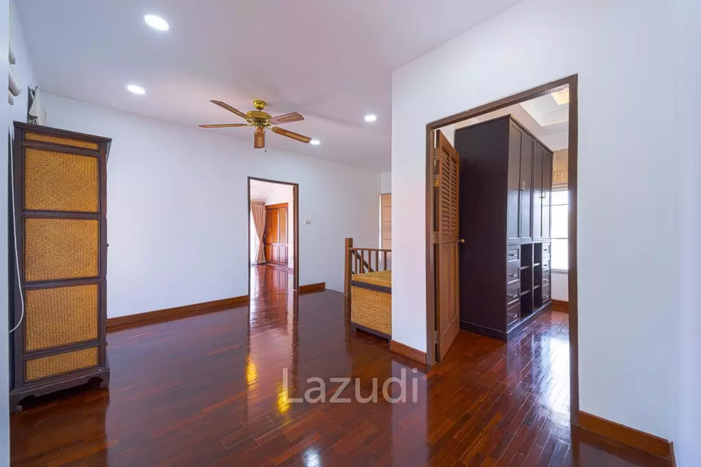 Exquisite Balinese-Style Villa in Beverly Hills Hua Hin
