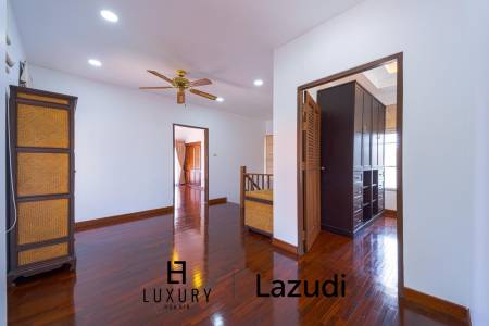 446 metro cuadrado 4 ` 4 Baño Villa de Venta