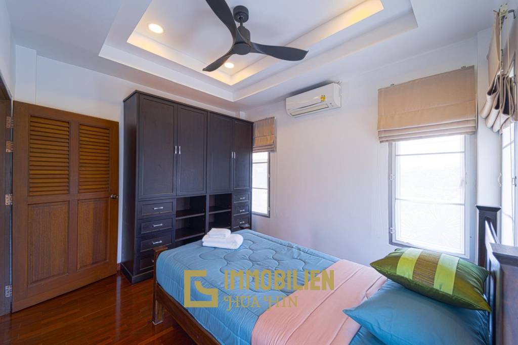 RÉNOVÉE / 243 m² de surface habitable / 4 chambres + 4 salles de bains