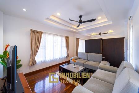 RÉNOVÉE / 243 m² de surface habitable / 4 chambres + 4 salles de bains