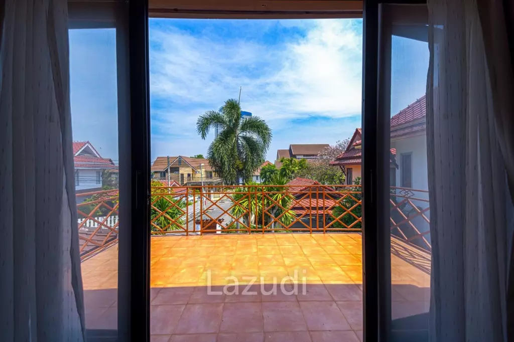 Exquisite Balinese-Style Villa in Beverly Hills Hua Hin