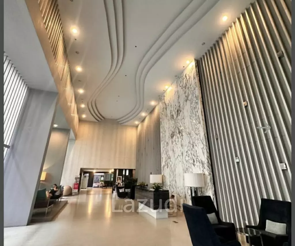 31.67 sqm high floor condo in Nong Kae Hua Hin