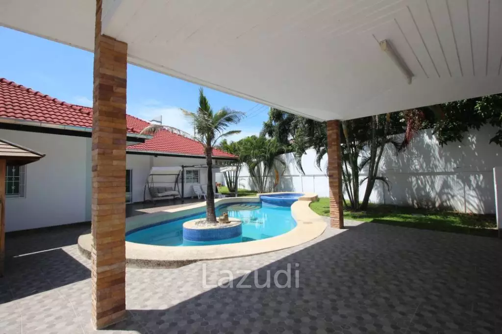 3 bed 3 bath pool villa in Nong Khae Hua Hin
