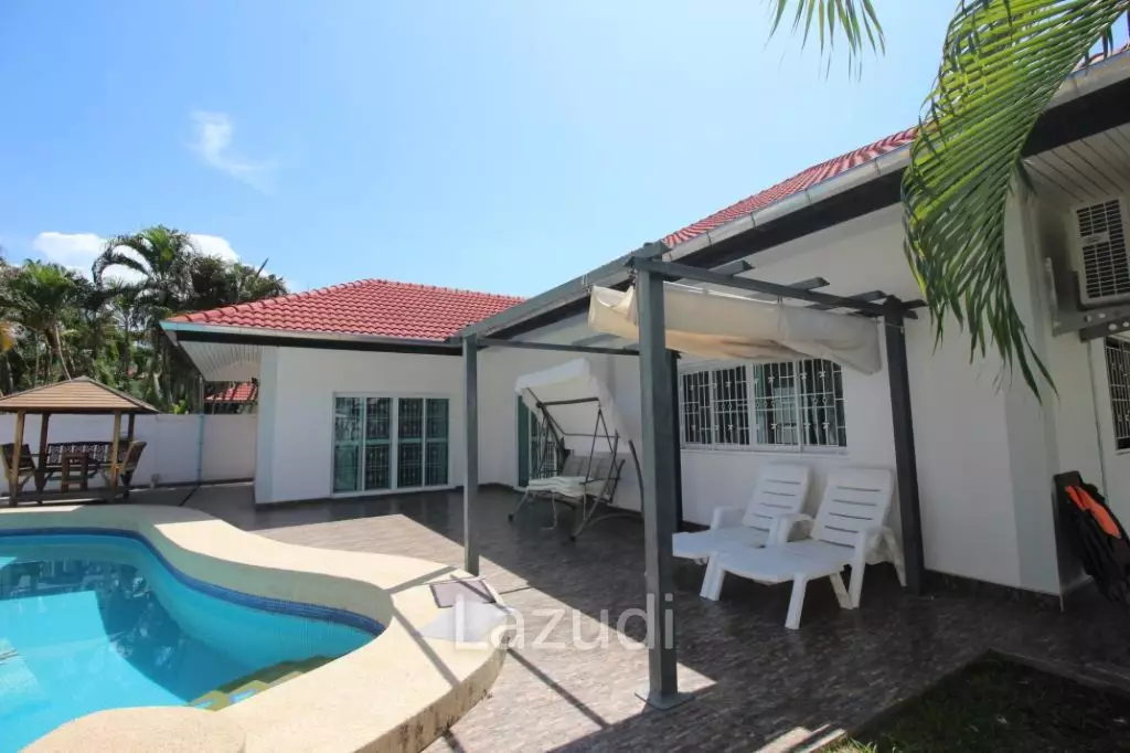 3 bed 3 bath pool villa in Nong Khae Hua Hin