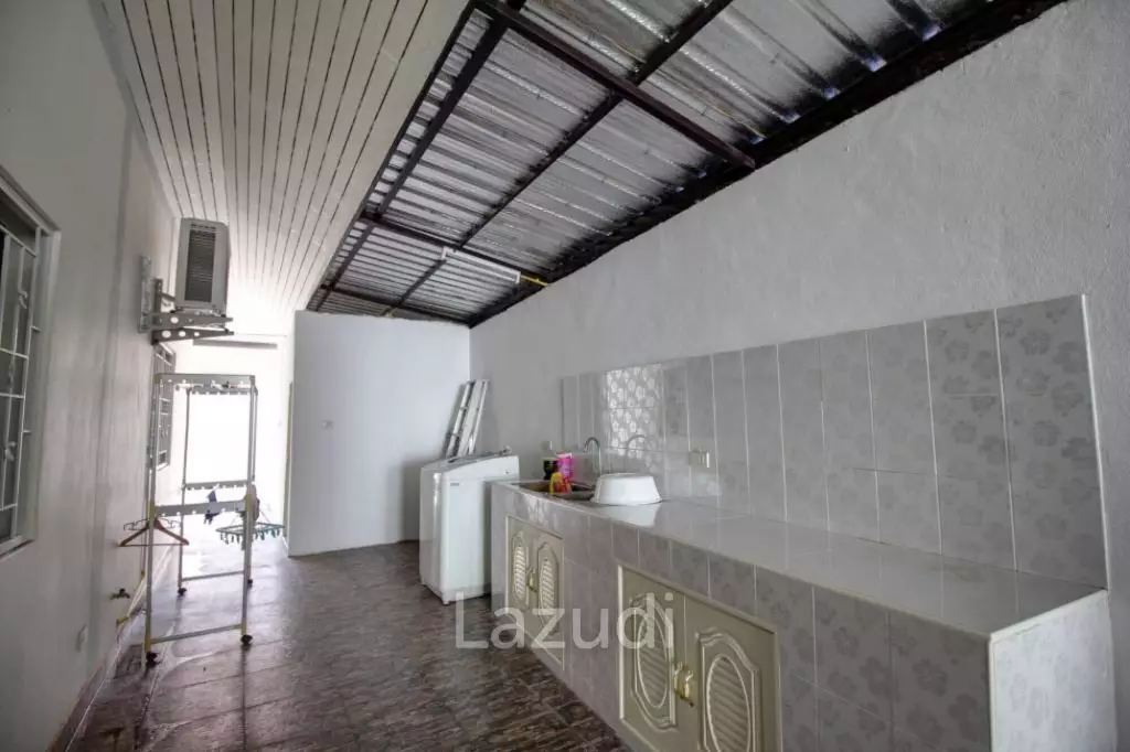 3 bed 3 bath pool villa in Nong Khae Hua Hin