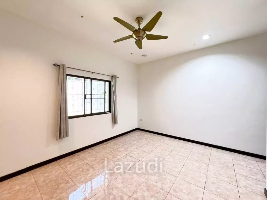 3 bed 3 bath pool villa in Nong Khae Hua Hin