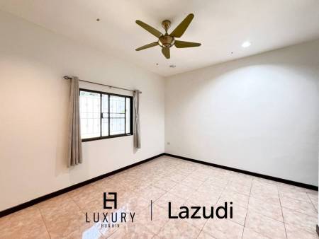 Stadtnah / privater Pool / 3 Schlafzimmer + 3 Bäder