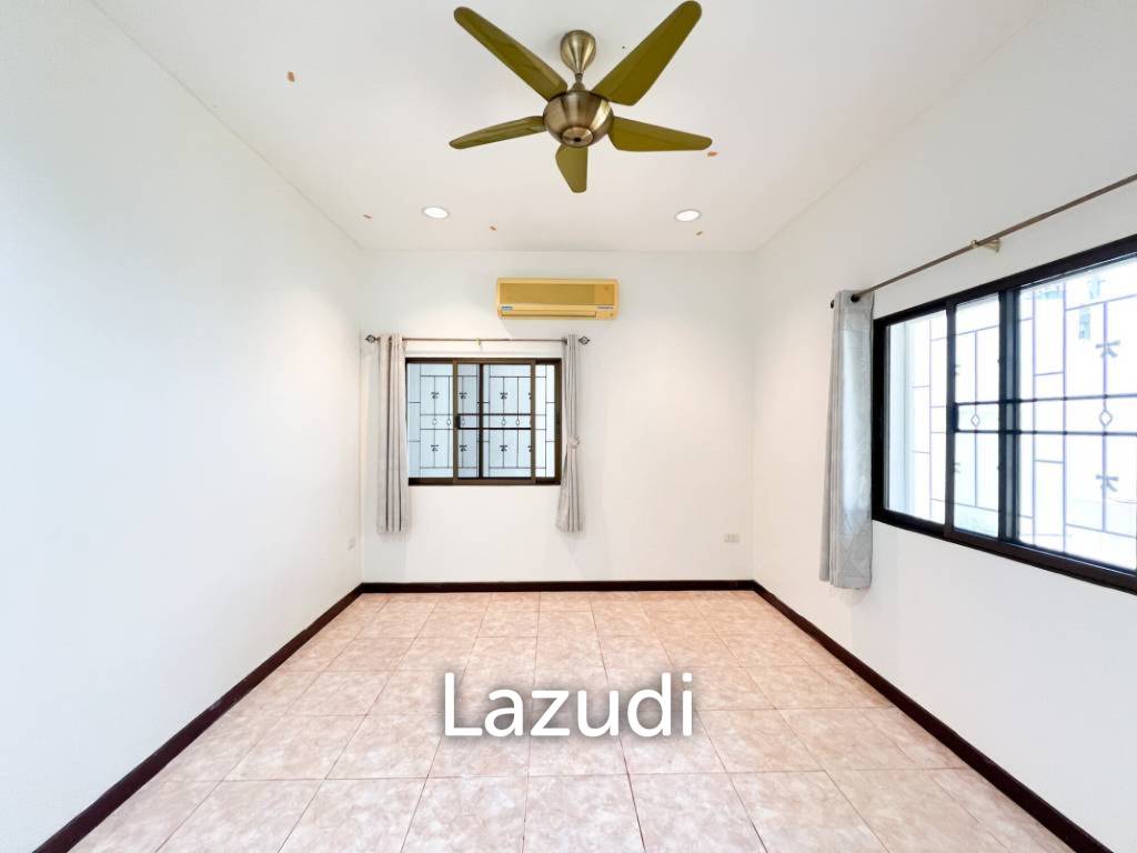 3 bed 3 bath pool villa in Nong Khae Hua Hin