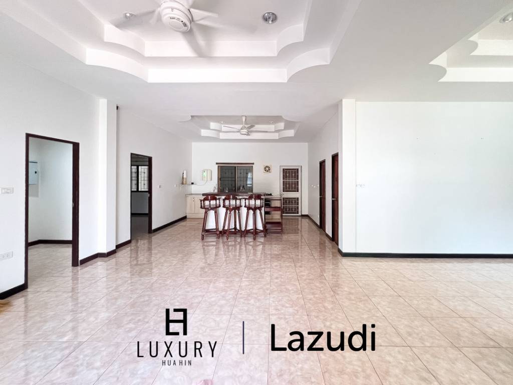 Stadtnah / privater Pool / 3 Schlafzimmer + 3 Bäder