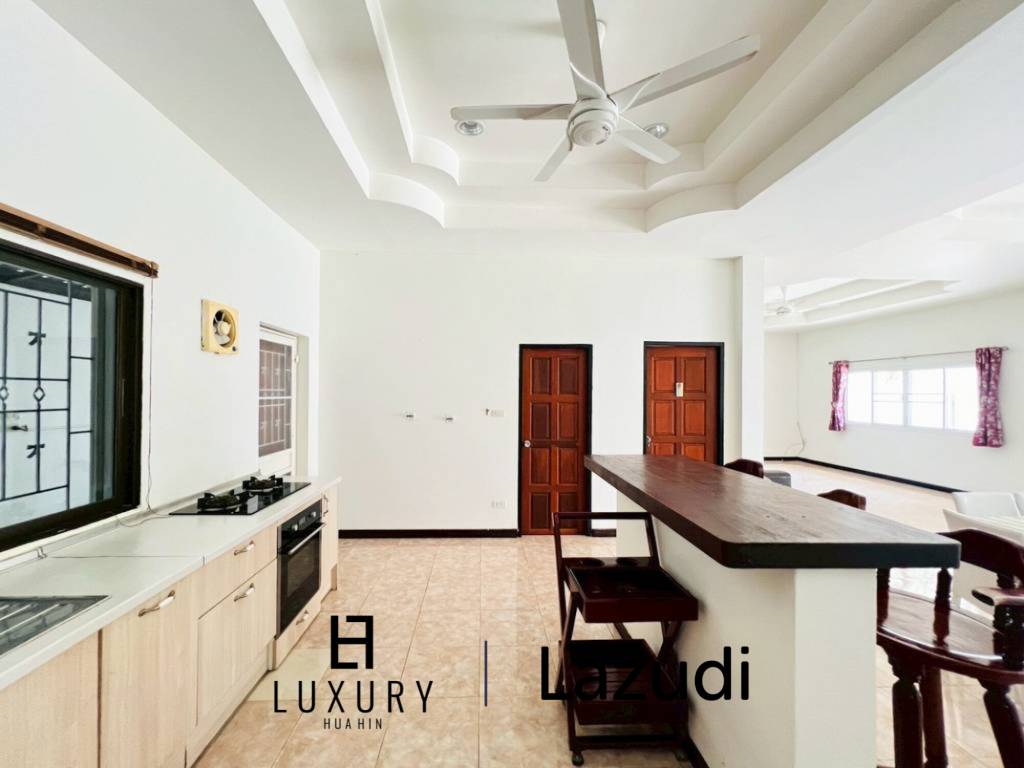 Stadtnah / privater Pool / 3 Schlafzimmer + 3 Bäder