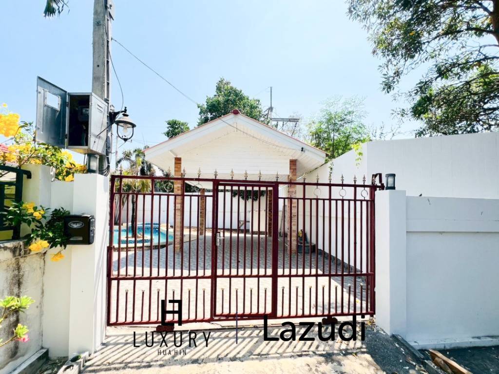 Stadtnah / privater Pool / 3 Schlafzimmer + 3 Bäder