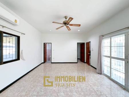 Proche de la ville / piscine privée / 3 chambres + 3 salles de bain