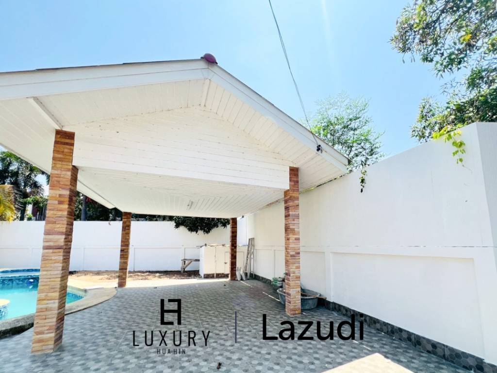 Stadtnah / privater Pool / 3 Schlafzimmer + 3 Bäder