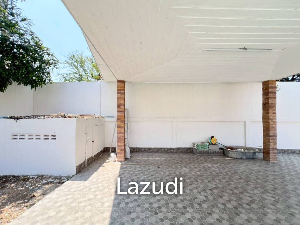 3 bed 3 bath pool villa in Nong Khae Hua Hin