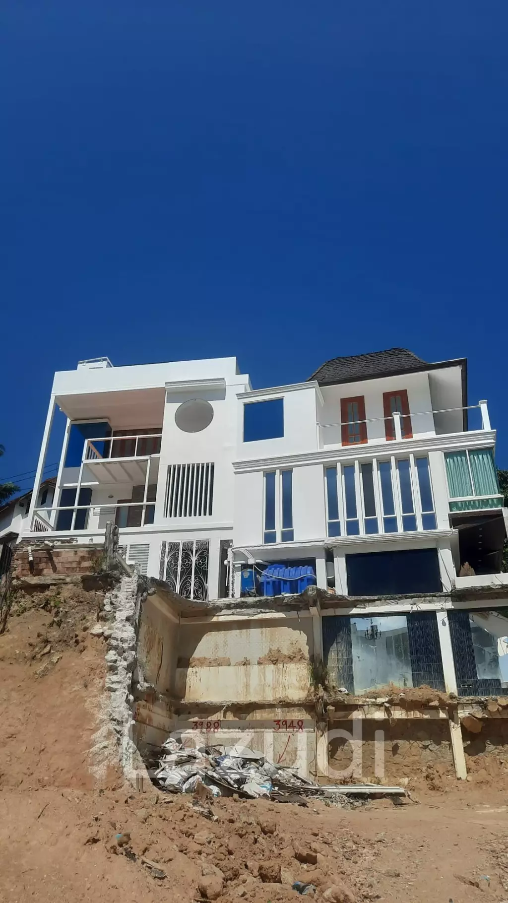 400 Sqm 5 Bed 6 Bath For Sale in Patong