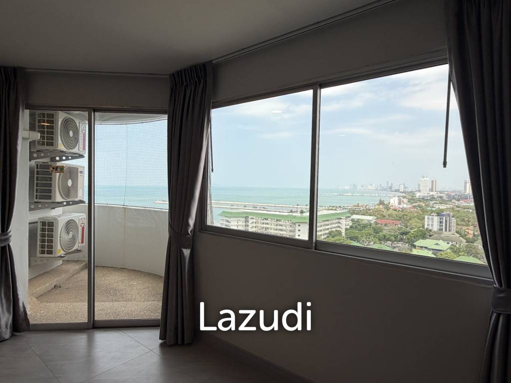 Newly Renovated 2-Bedroom Grandview Jomtien