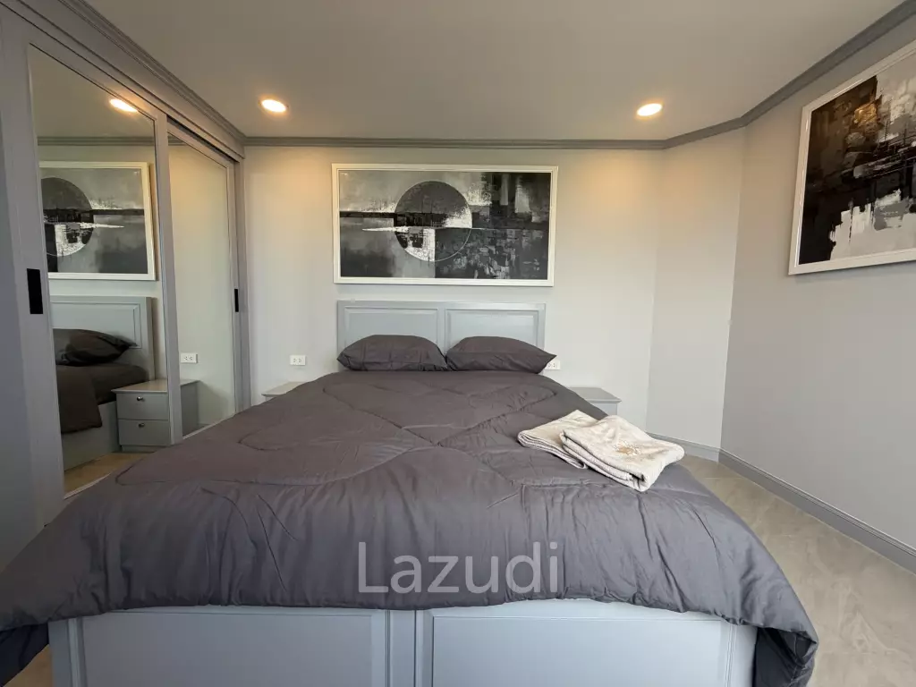 Newly Renovated 2-Bedroom Grandview Jomtien