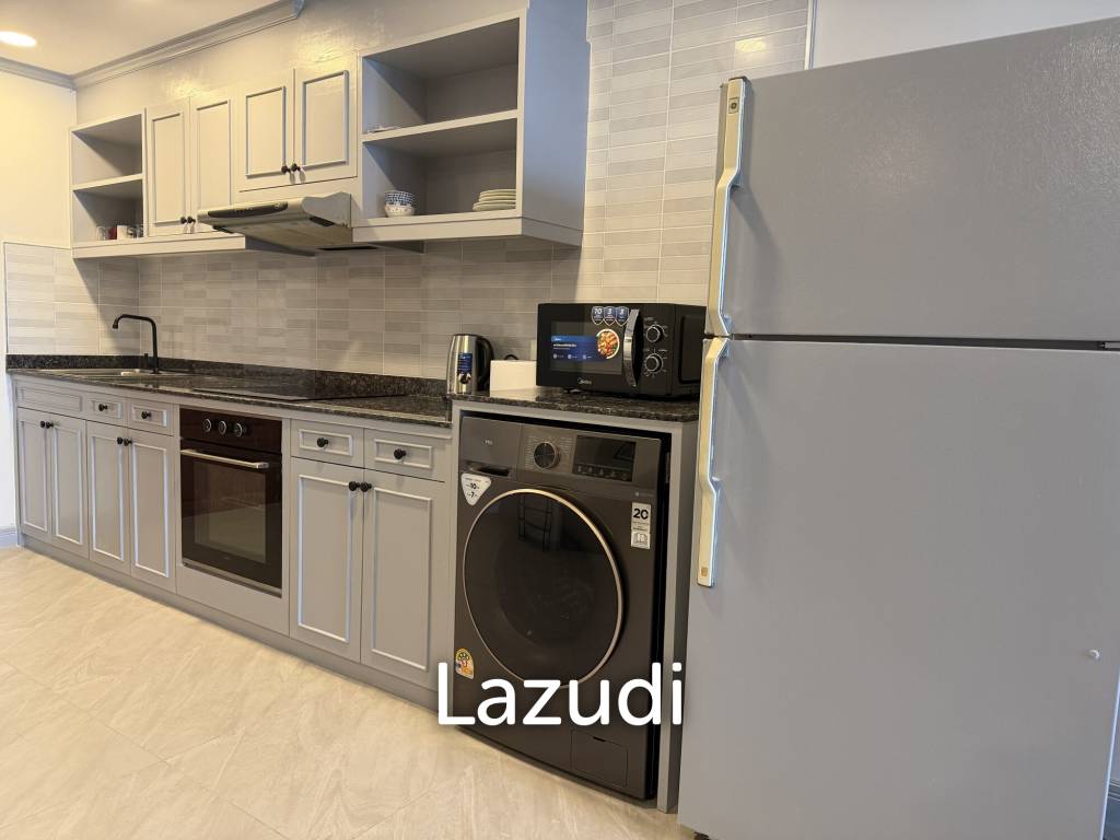 Newly Renovated 2-Bedroom Grandview Jomtien
