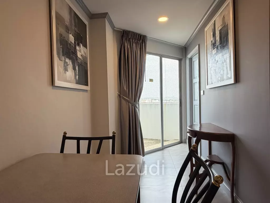 Newly Renovated 2-Bedroom Grandview Jomtien