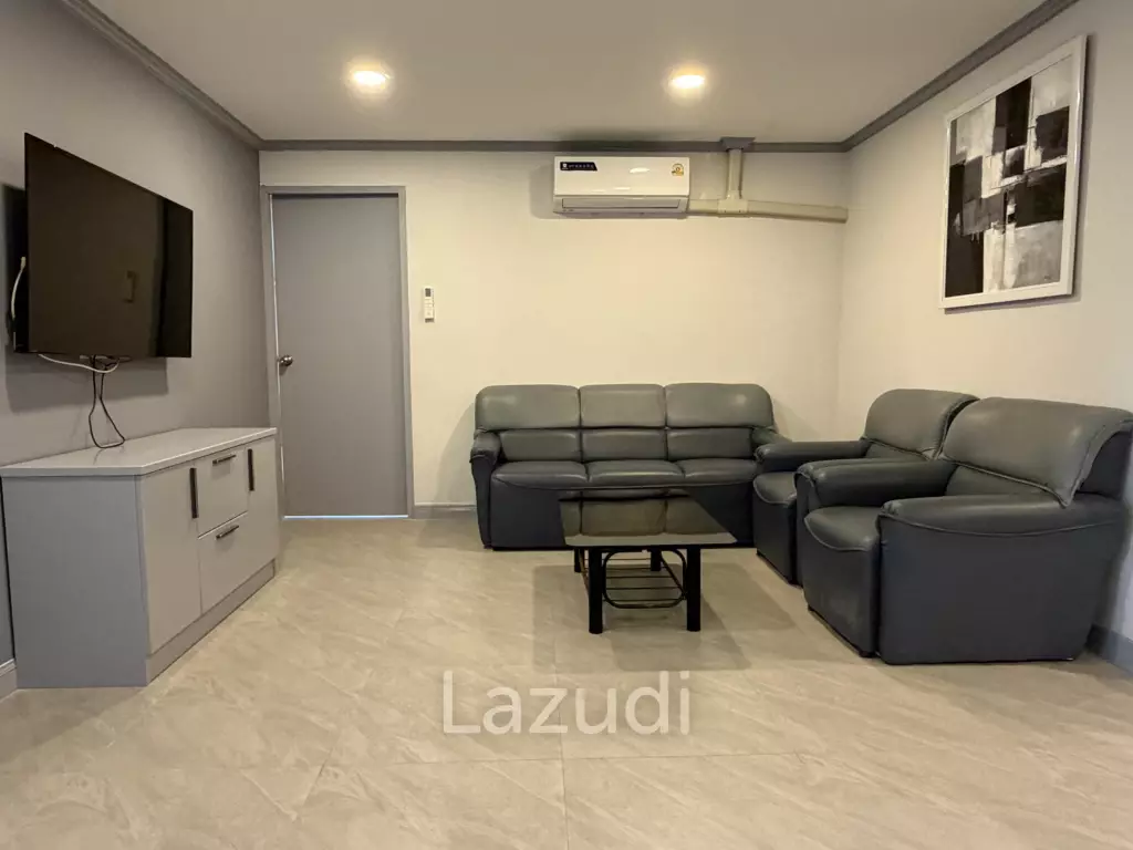 Newly Renovated 2-Bedroom Grandview Jomtien