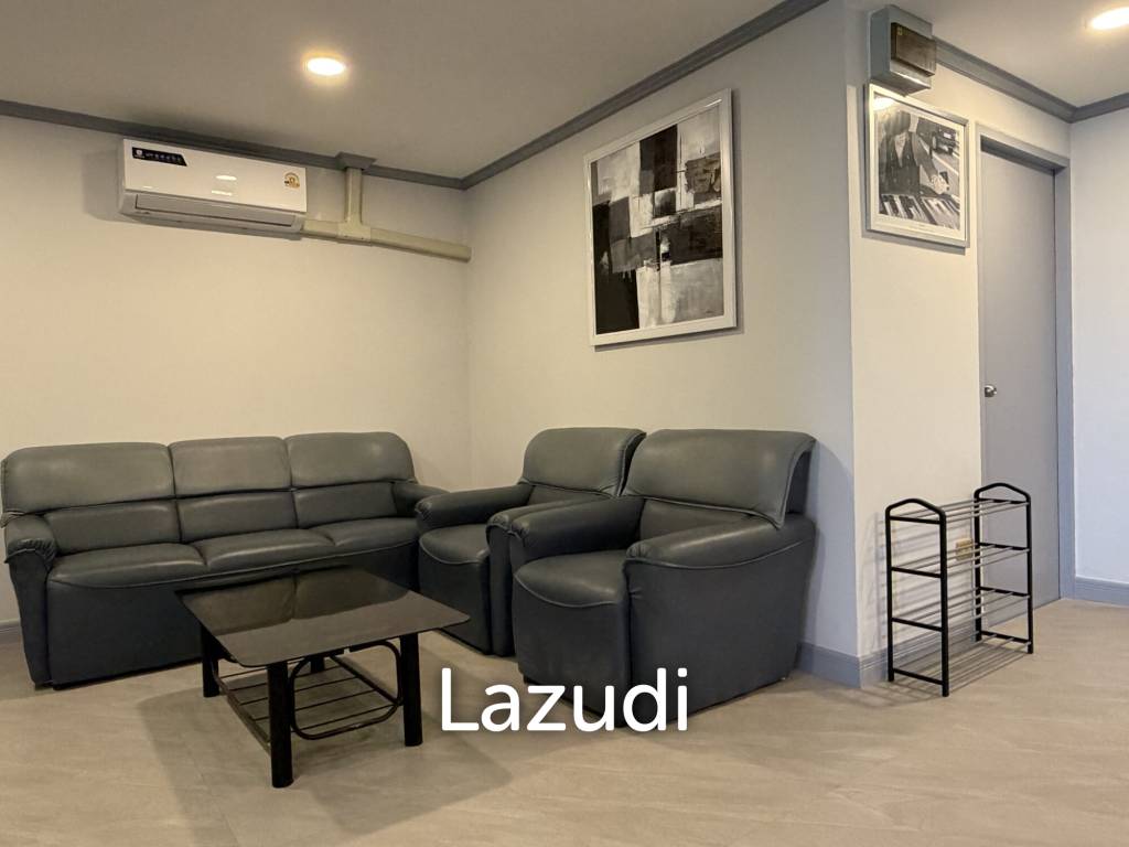 Newly Renovated 2-Bedroom Grandview Jomtien