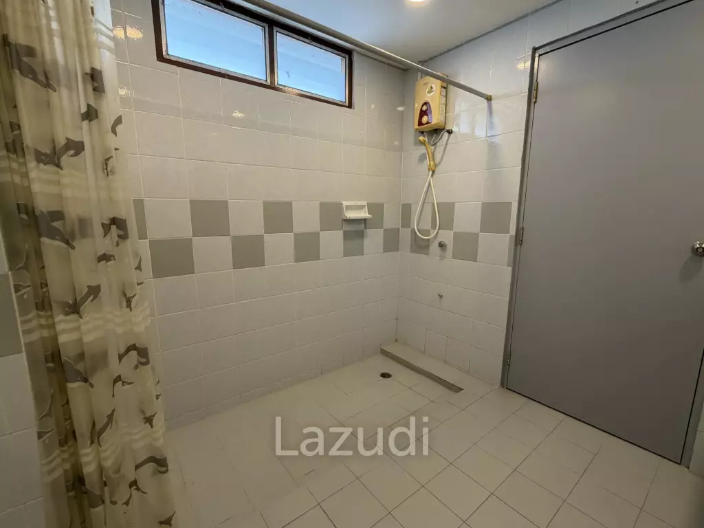 Newly Renovated 2-Bedroom Grandview Jomtien