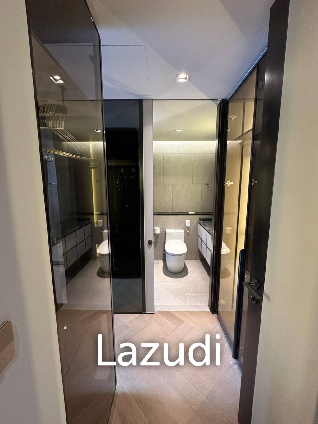 72 sqm 2 Bed Condo at The Reserve 61 Hideaway Bangkok