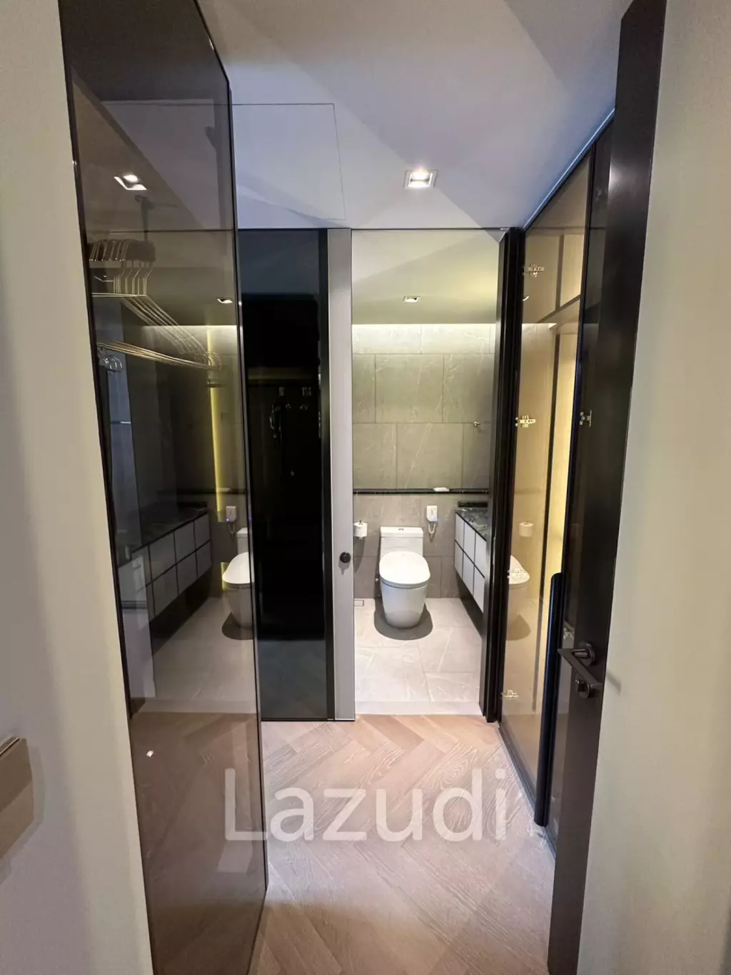 72 sqm 2 Bed Condo at The Reserve 61 Hideaway Bangkok