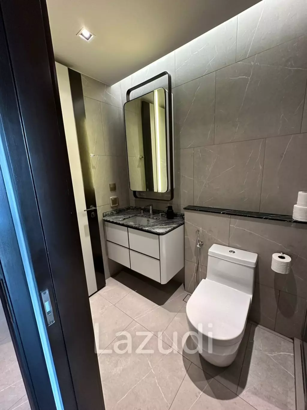 72 sqm 2 Bed Condo at The Reserve 61 Hideaway Bangkok