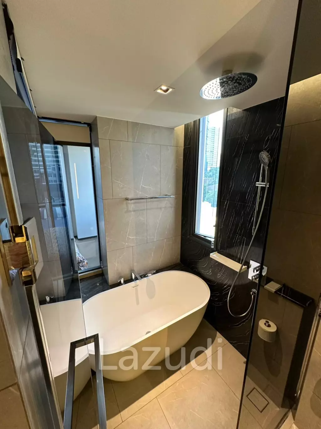 72 sqm 2 Bed Condo at The Reserve 61 Hideaway Bangkok