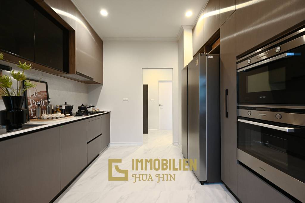 Villa Rossella – Villa au style européen avec 4 chambres et piscine dans le lac Supalai Lagoon