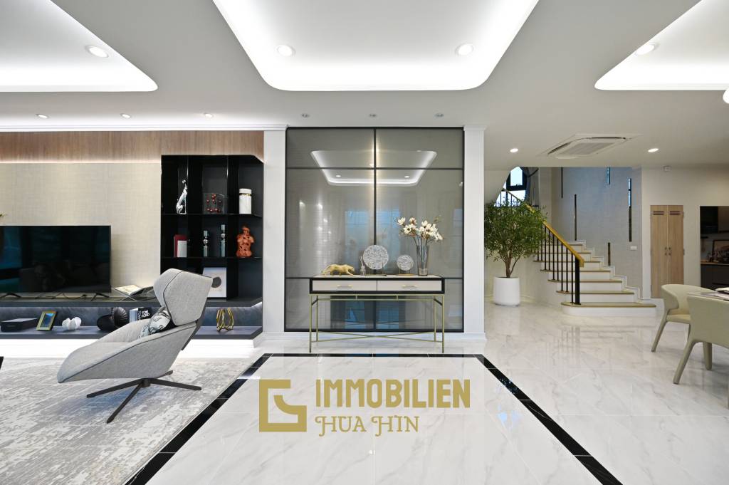 Villa Rossella – Villa au style européen avec 4 chambres et piscine dans le lac Supalai Lagoon