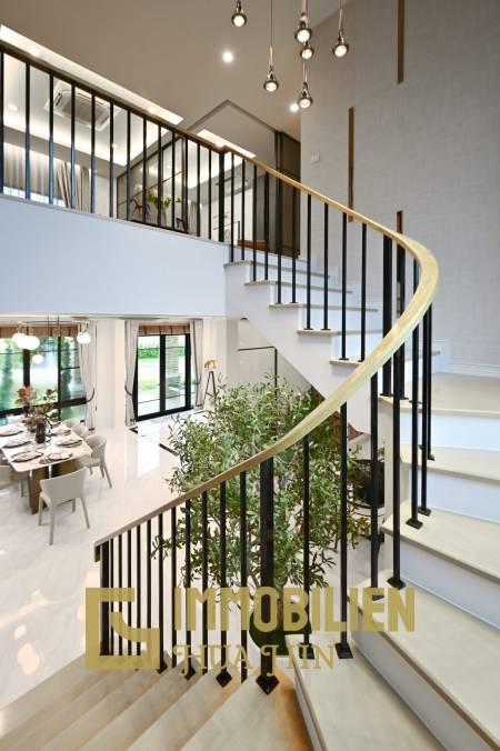 Villa Rossella – Villa au style européen avec 4 chambres et piscine dans le lac Supalai Lagoon