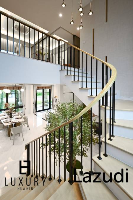 Villa Rossella – Villa im europäischen Stil mit 4 Schlafzimmern und Pool in der Supalai Lagoon Wohnanlage